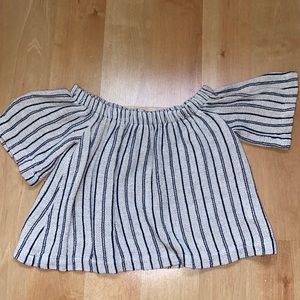 Off the shoulder, stripped crop top